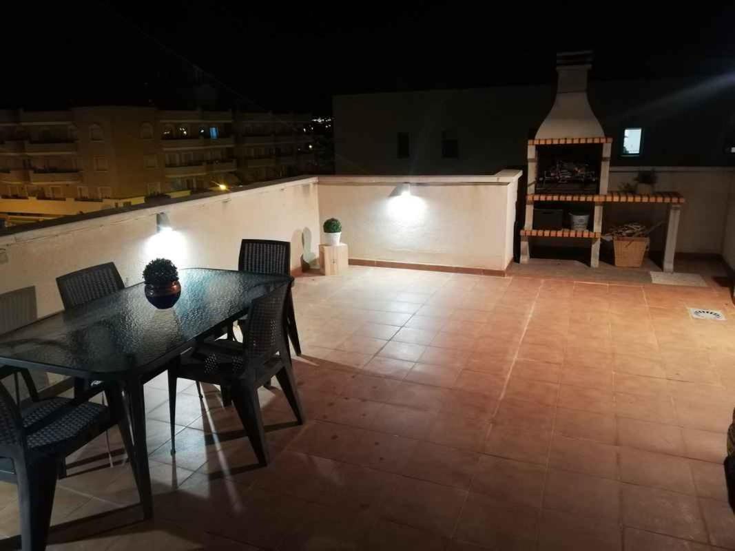 Penthouse Op Toplocatie Оріуела Екстер'єр фото